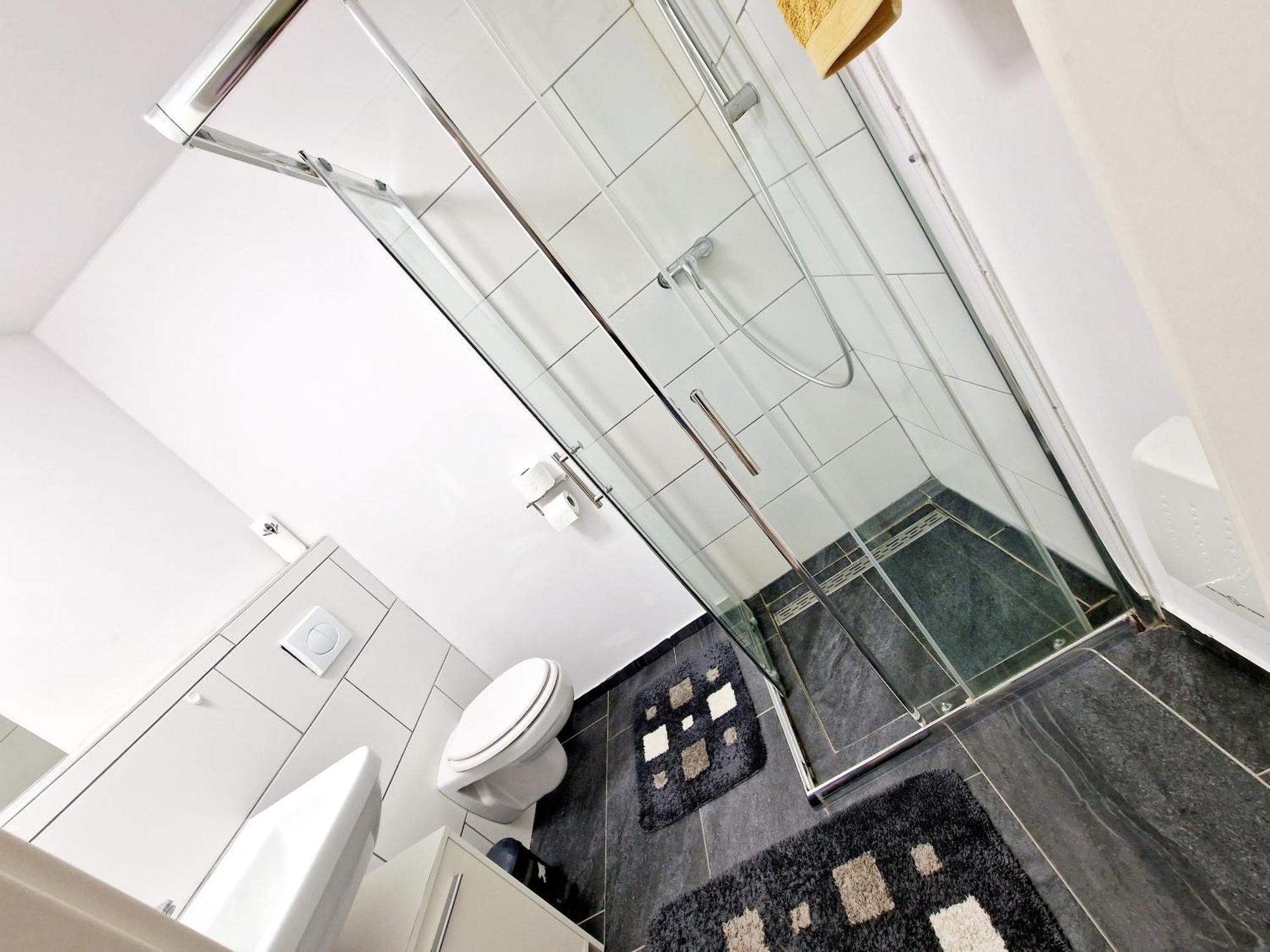 Ibo-Apart 1 Zimmer Apartment In Herzogenaurach Exteriör bild