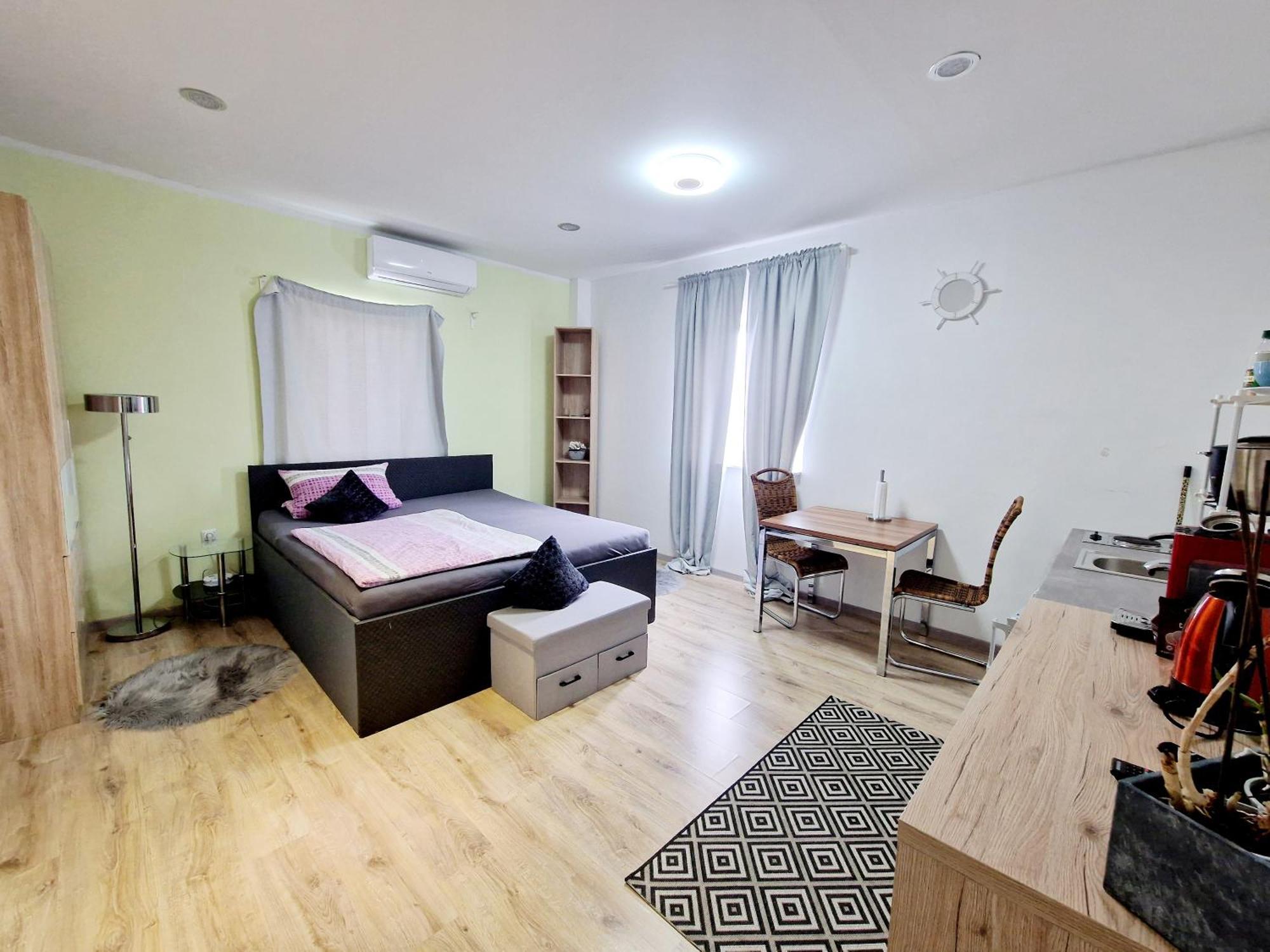 Ibo-Apart 1 Zimmer Apartment In Herzogenaurach Exteriör bild